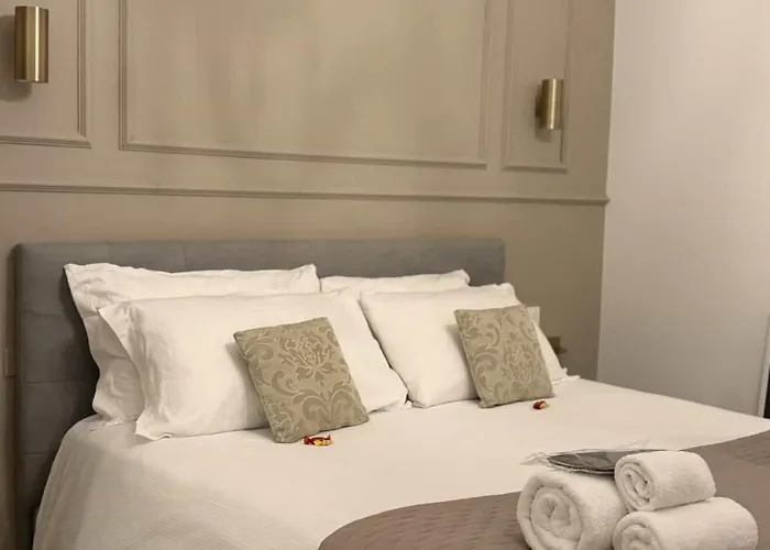 De Vince - Luxury - Termini Pensión 4*